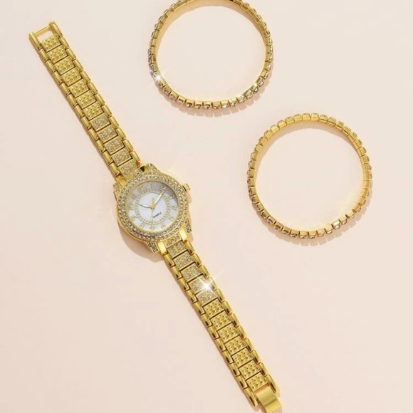 Watch Set - Picture 3 of 3